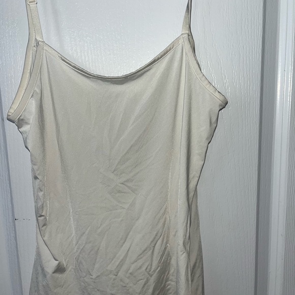 Women's Cream Lace-Trim Cami Tank Top - Picture 3 of 3